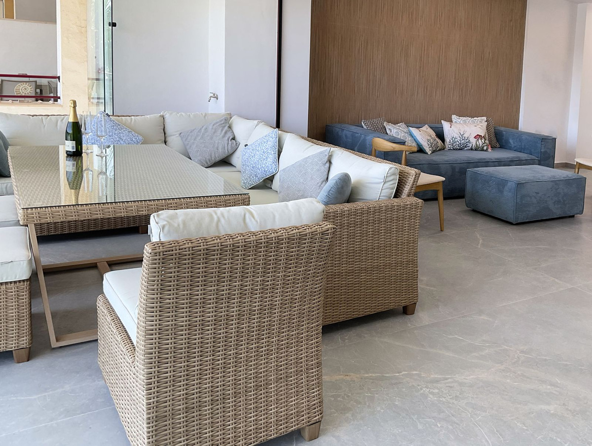 2 Bed Apartment for sale in Sotogrande Costa Del Sol, Cádiz, Spain