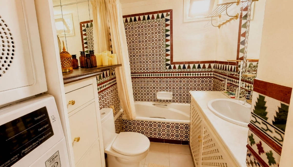 Se vende Adosada de 2 dormitorios en Costa Del Sol, Málaga, España