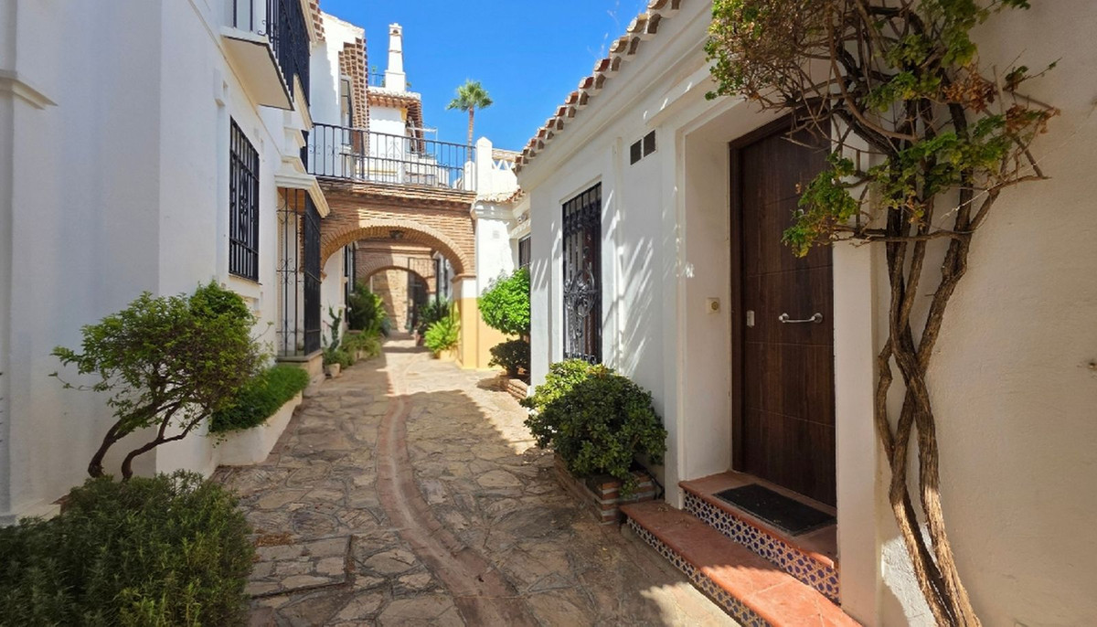 Se vende Adosada de 2 dormitorios en Costa Del Sol, Málaga, España