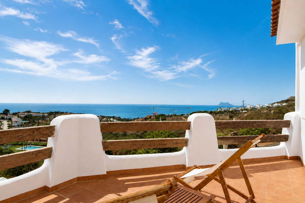4 Bed Townhouse for sale in Manilva Costa Del Sol, Málaga, Spain