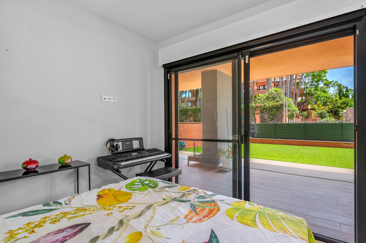 2 Bed Apartment for sale in Villamartin Costa Blanca, Alicante, Spain