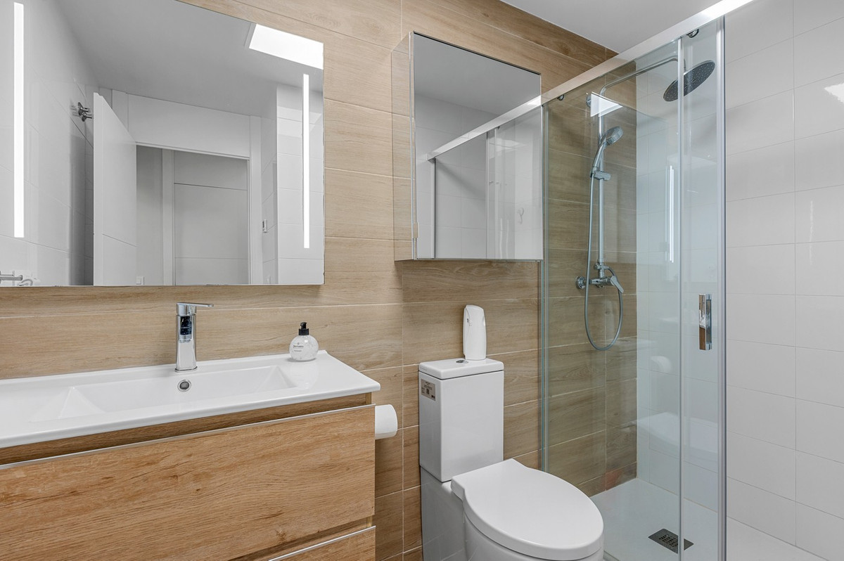 2 Bed Apartment for sale in Villamartin Costa Blanca, Alicante, Spain