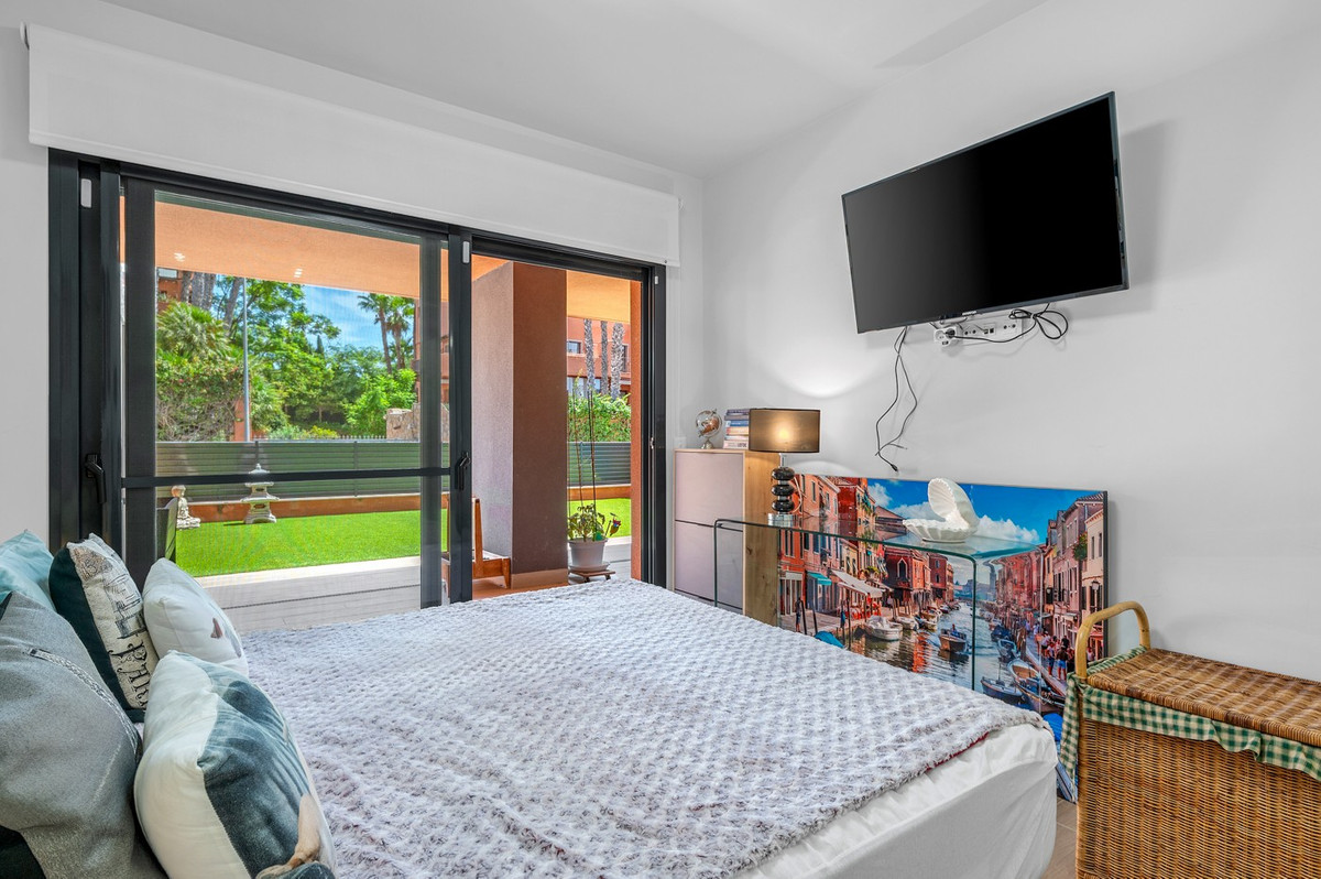 2 Bed Apartment for sale in Villamartin Costa Blanca, Alicante, Spain