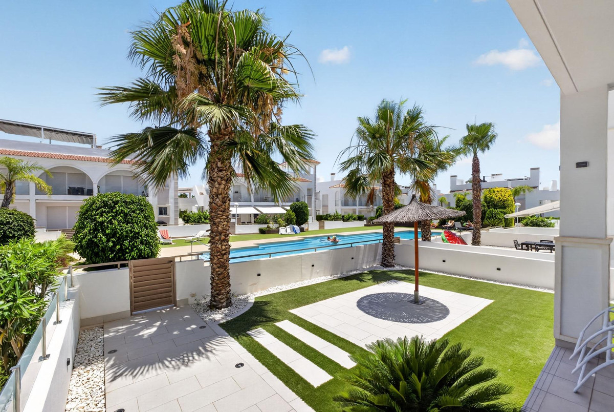 2 Bed Apartment for sale in Rojales Costa Blanca, Alicante, Spain