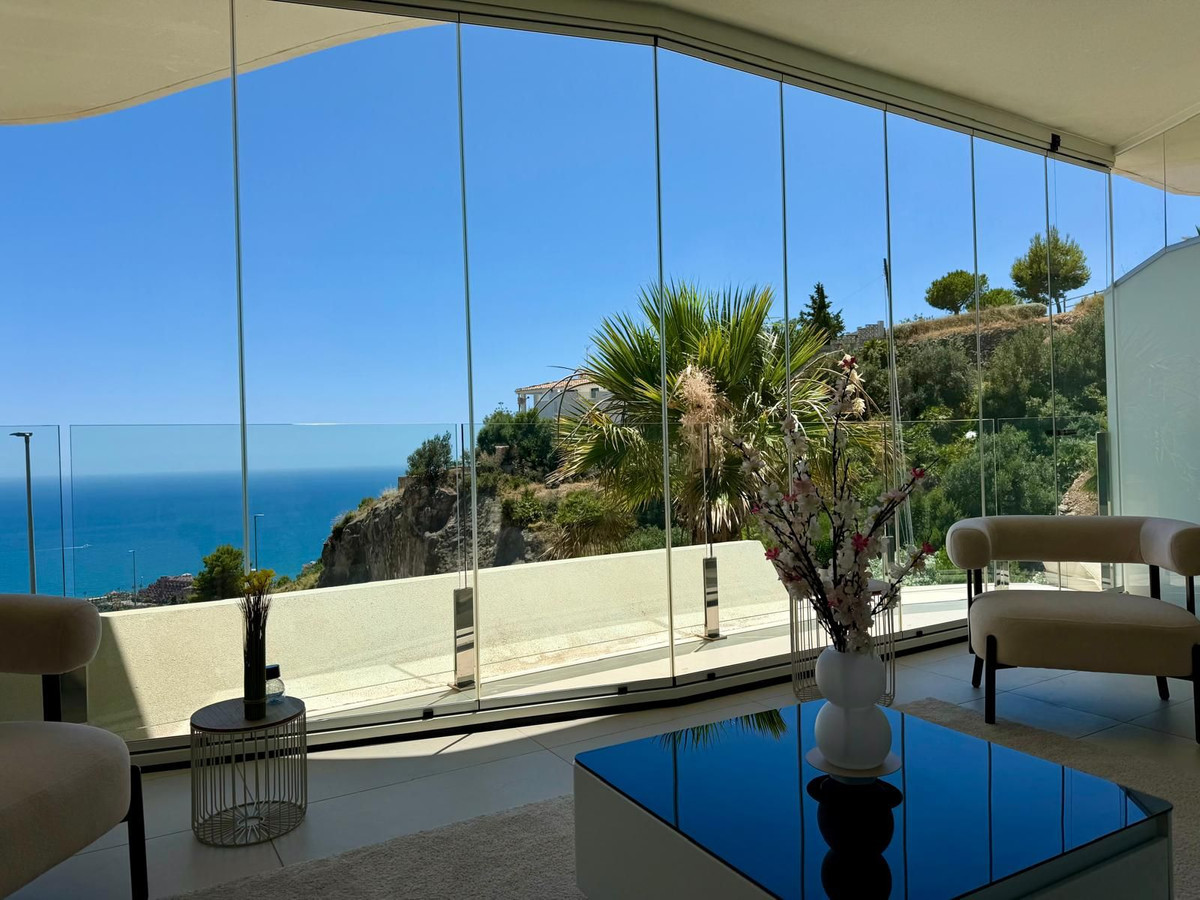 Se vende Apartamento Planta Media de 2 dormitorios en Costa Del Sol, Málaga, España