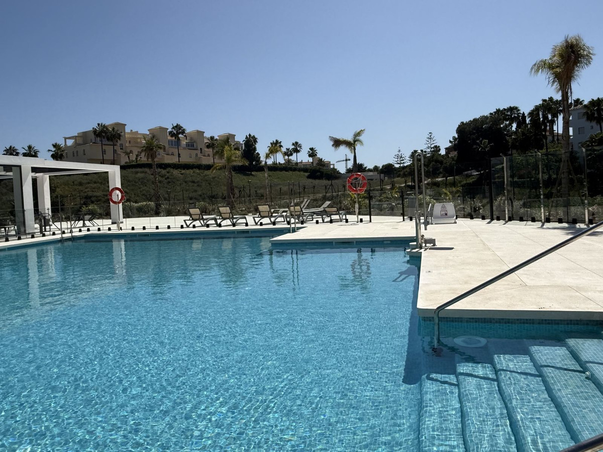 Se vende Apartamento Planta Baja de 2 dormitorios en Costa Del Sol, Málaga, España