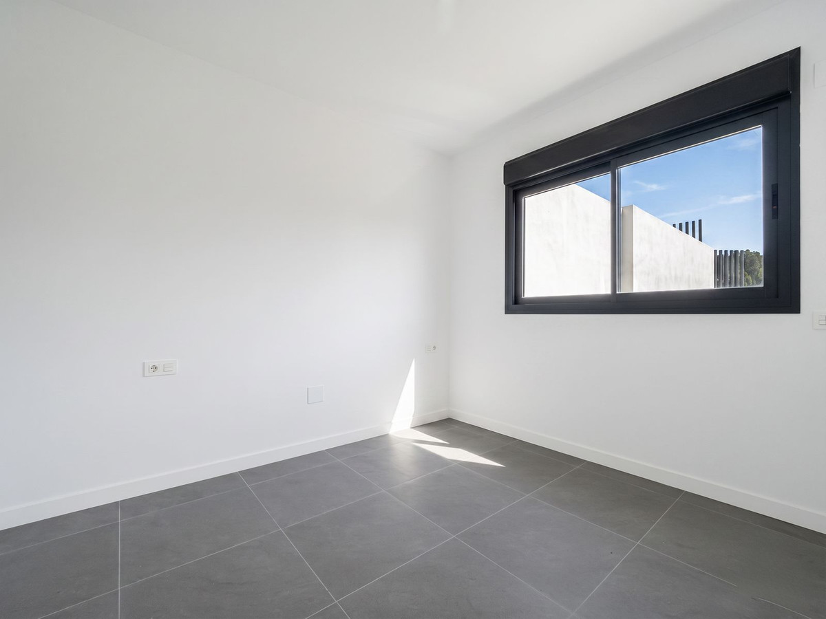 Se vende Apartamento Planta Baja de 2 dormitorios en Costa Del Sol, Málaga, España