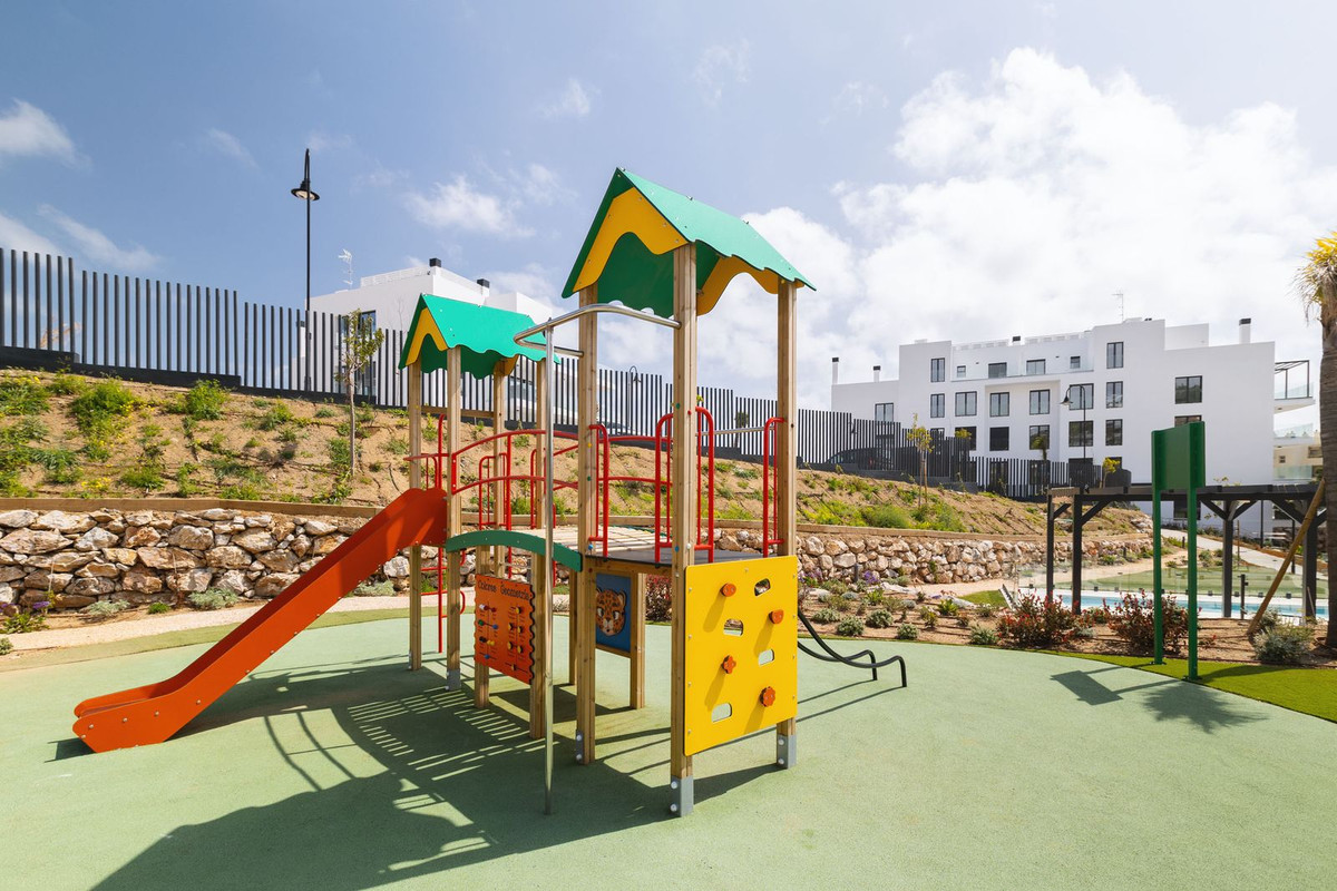 Se vende Apartamento Planta Baja de 2 dormitorios en Costa Del Sol, Málaga, España