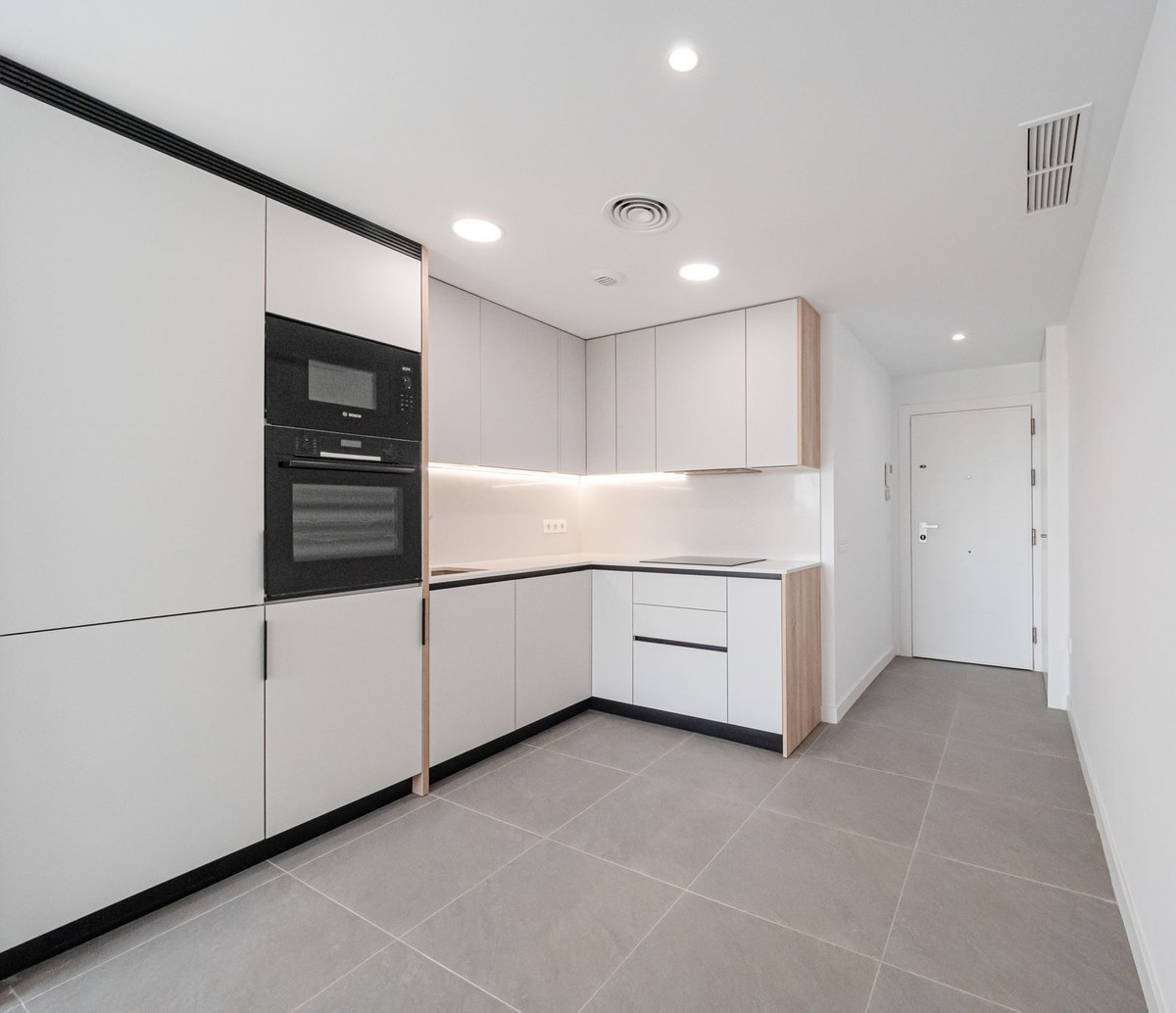 Se vende Apartamento Planta Baja de 2 dormitorios en Costa Del Sol, Málaga, España