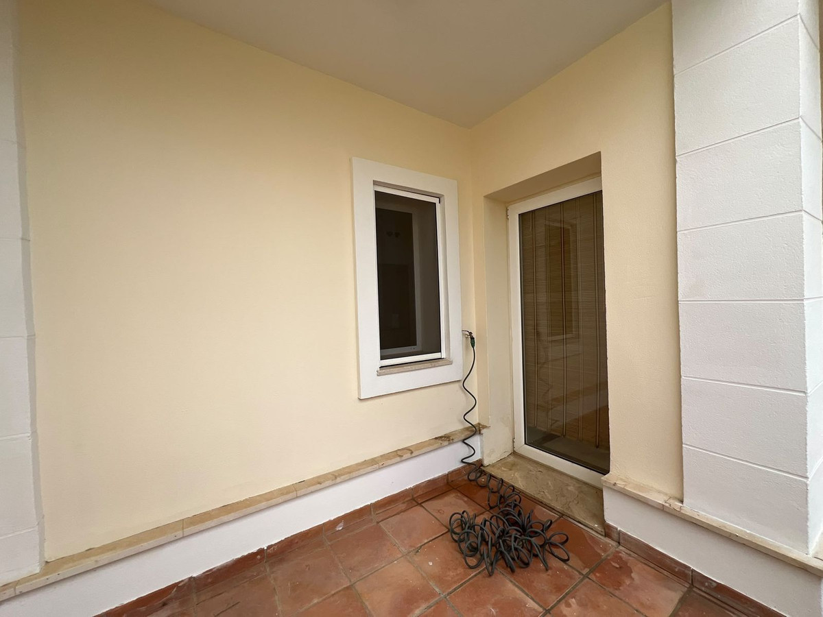 3 Bed Townhouse for sale in La Alcaidesa Costa Del Sol, Cádiz, Spain