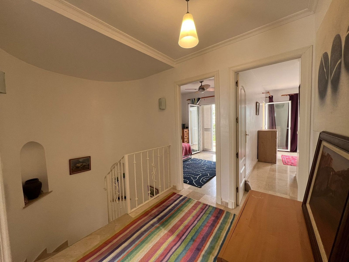3 Bed Townhouse for sale in La Alcaidesa Costa Del Sol, Cádiz, Spain