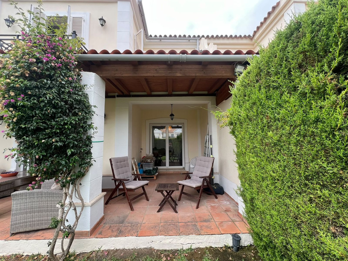 3 Bed Townhouse for sale in La Alcaidesa Costa Del Sol, Cádiz, Spain