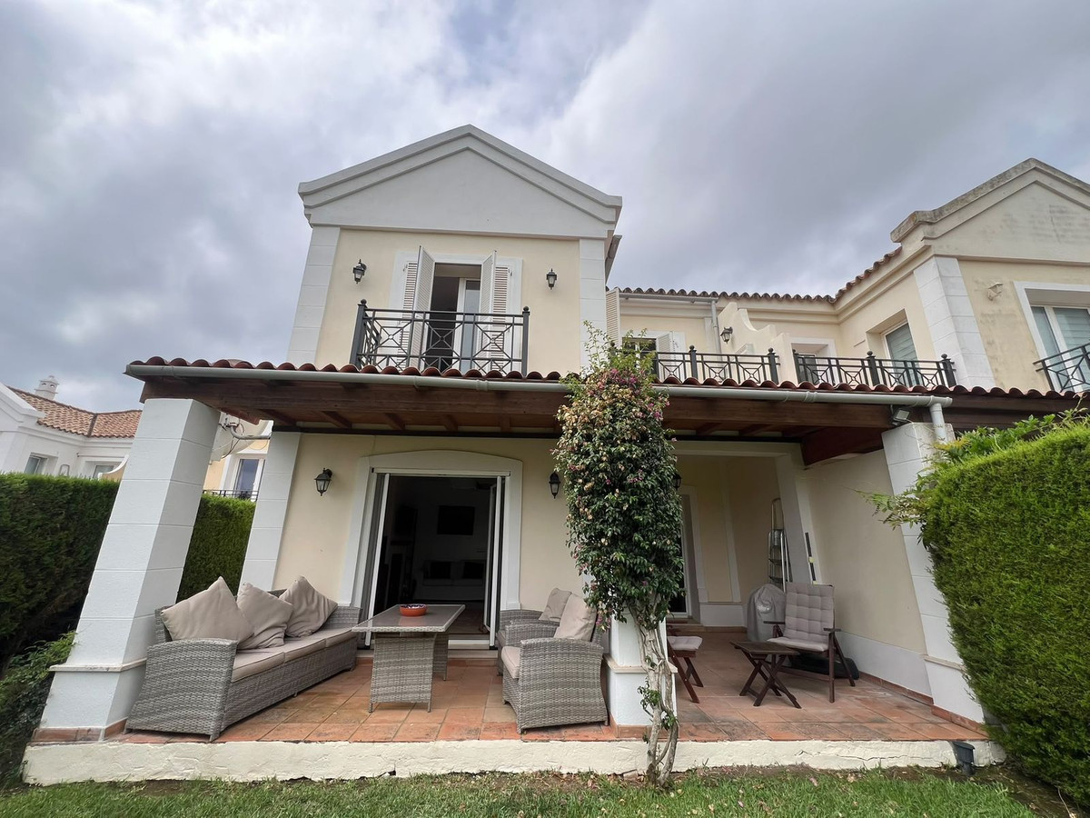 3 Bed Townhouse for sale in La Alcaidesa Costa Del Sol, Cádiz, Spain