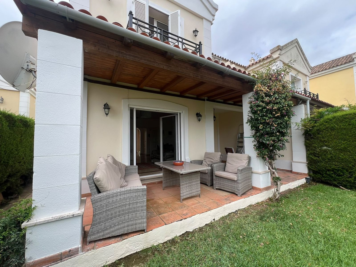 3 Bed Townhouse for sale in La Alcaidesa Costa Del Sol, Cádiz, Spain