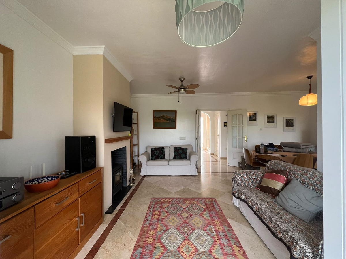 3 Bed Townhouse for sale in La Alcaidesa Costa Del Sol, Cádiz, Spain