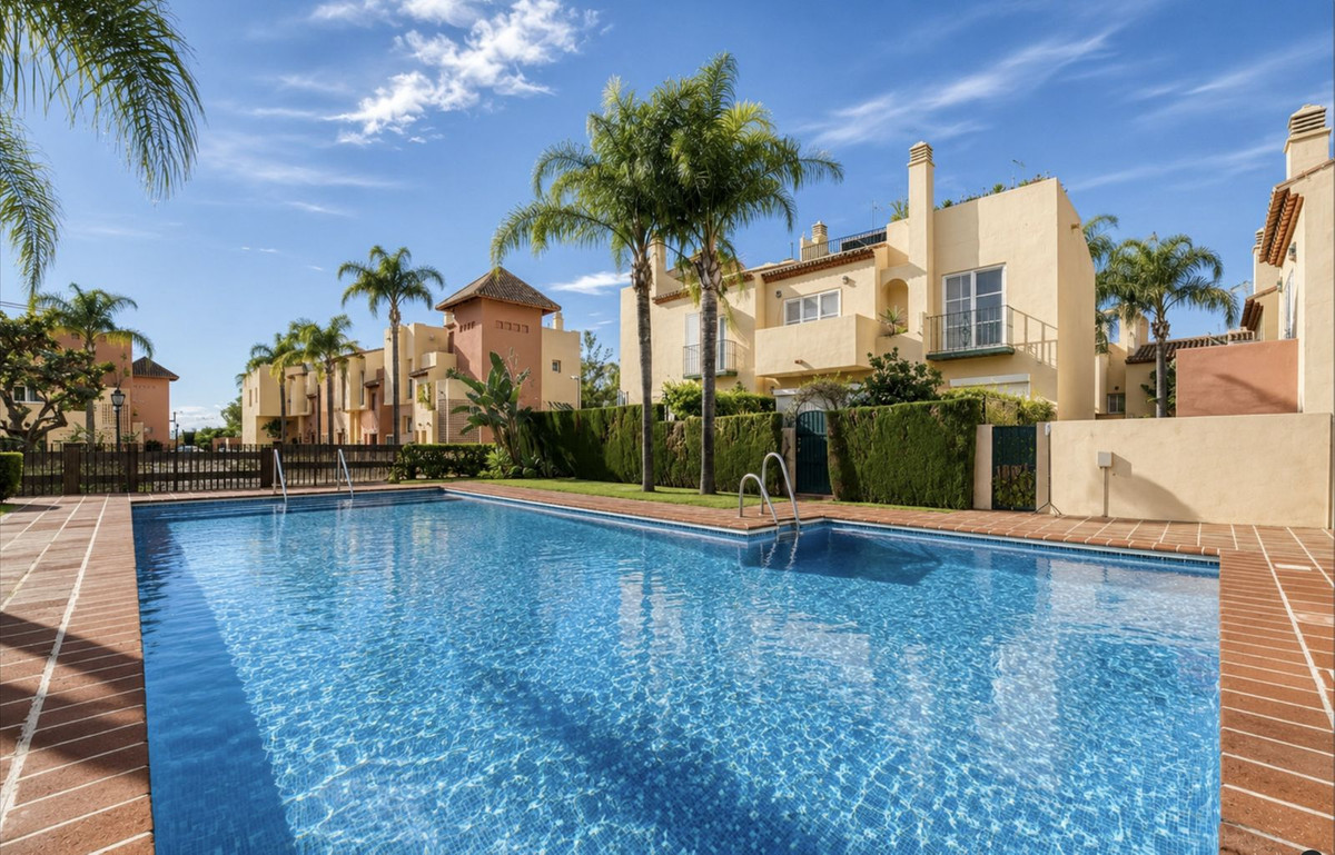 Se vende Adosada de 3 dormitorios en Costa Del Sol, Málaga, España