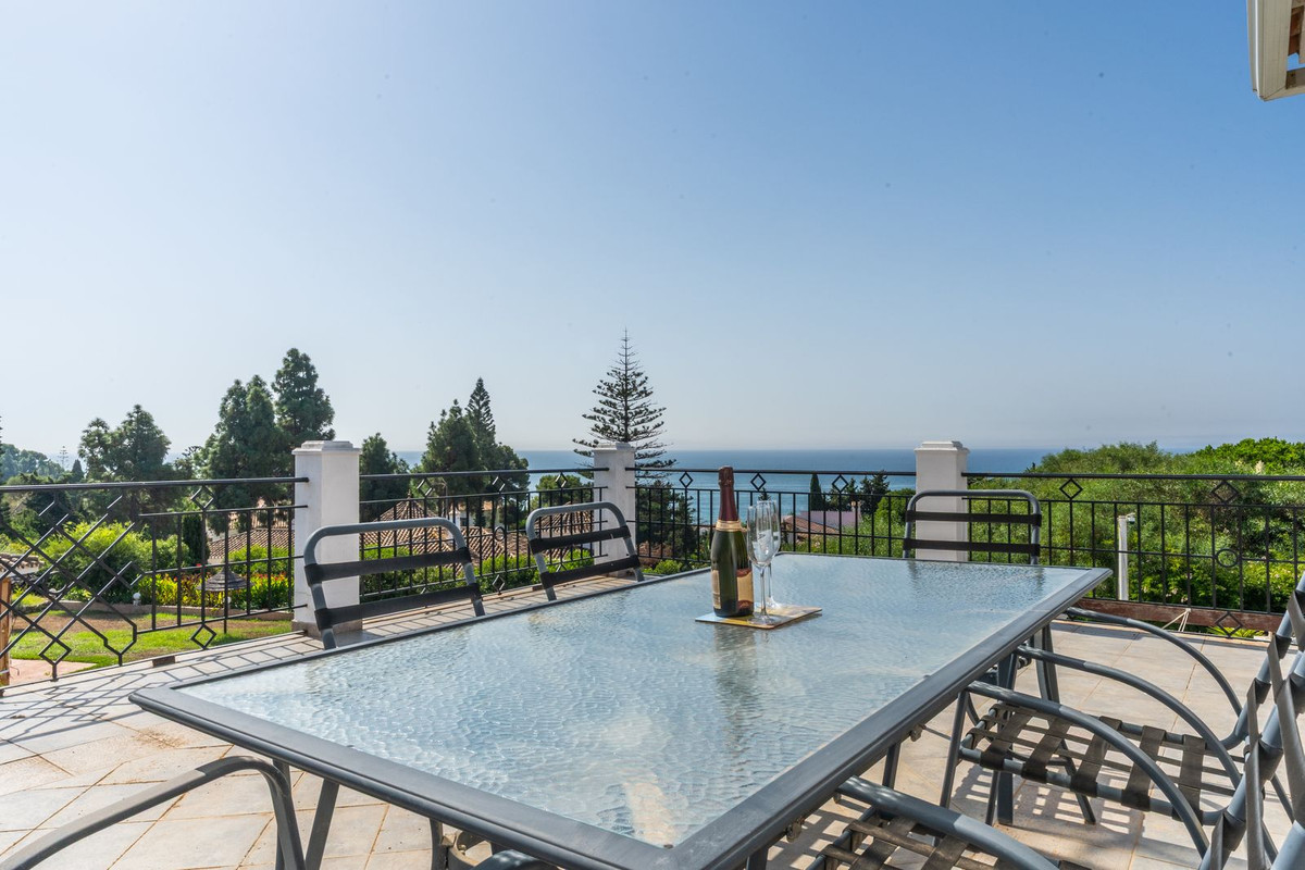 5 Bed Townhouse for sale in El Chaparral Costa Del Sol, Málaga, Spain