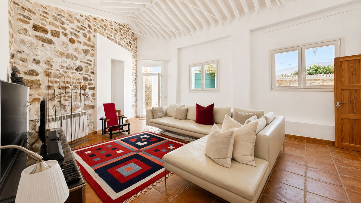 Se vende Finca - Cortijo de 5 dormitorios en Costa Del Sol, Málaga, España