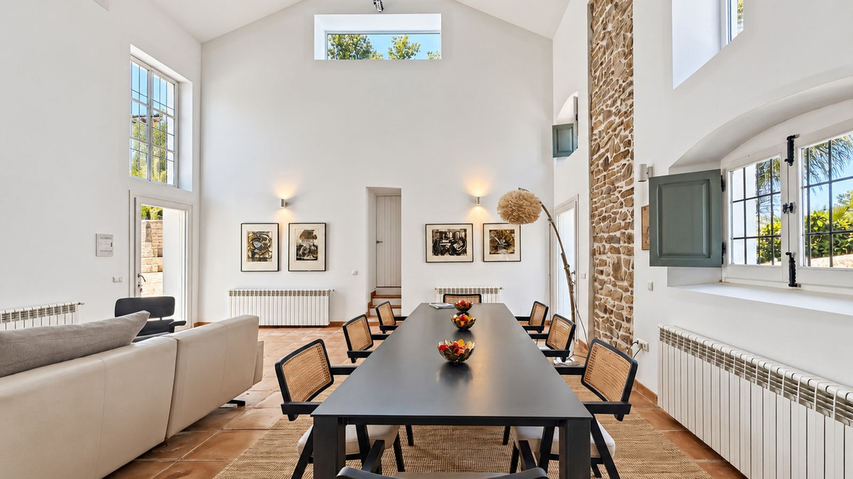 Se vende Finca - Cortijo de 5 dormitorios en Costa Del Sol, Málaga, España