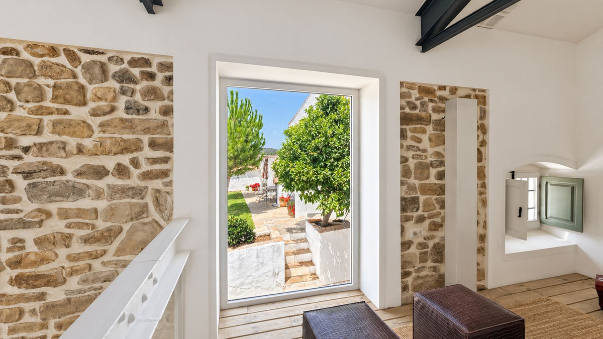 Se vende Finca - Cortijo de 5 dormitorios en Costa Del Sol, Málaga, España