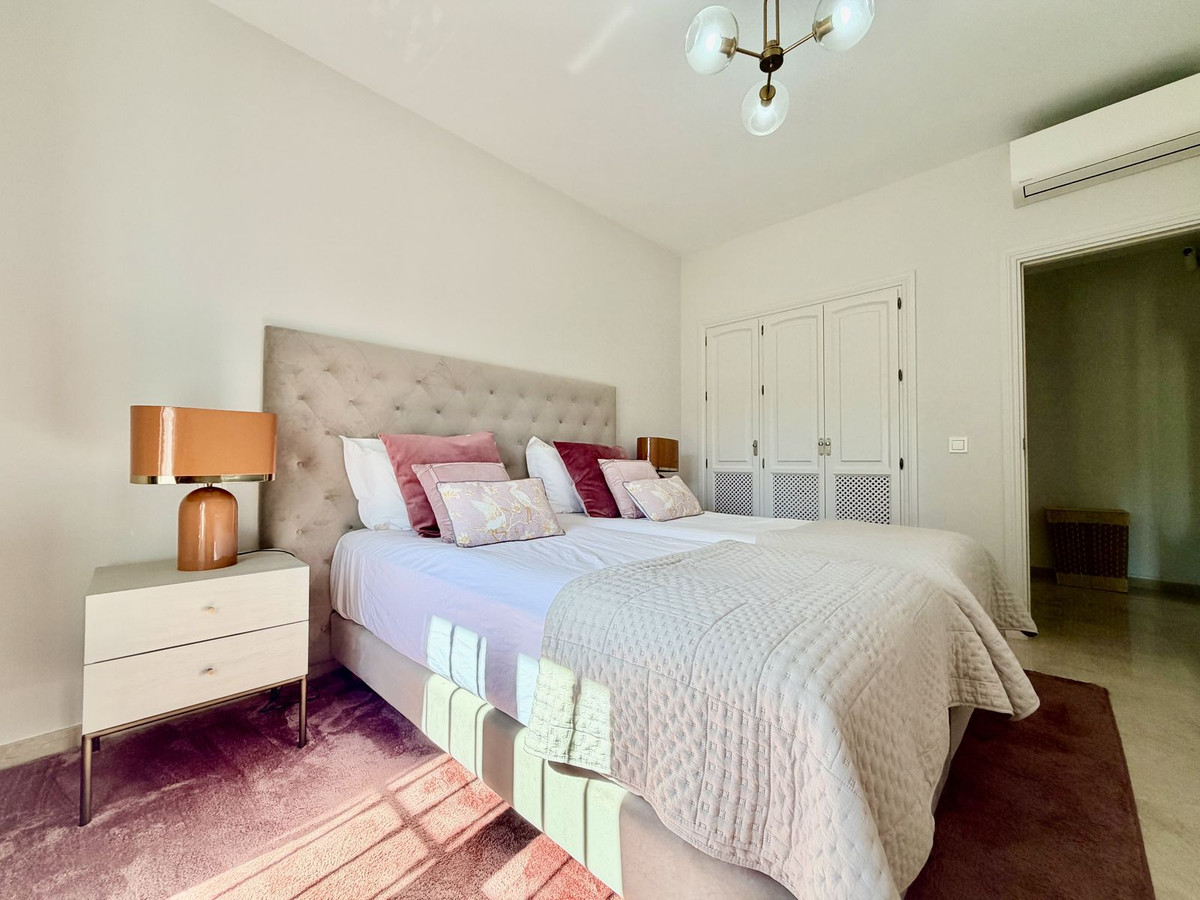 4 Bed Townhouse for sale in El Rosario Costa Del Sol, Málaga, Spain