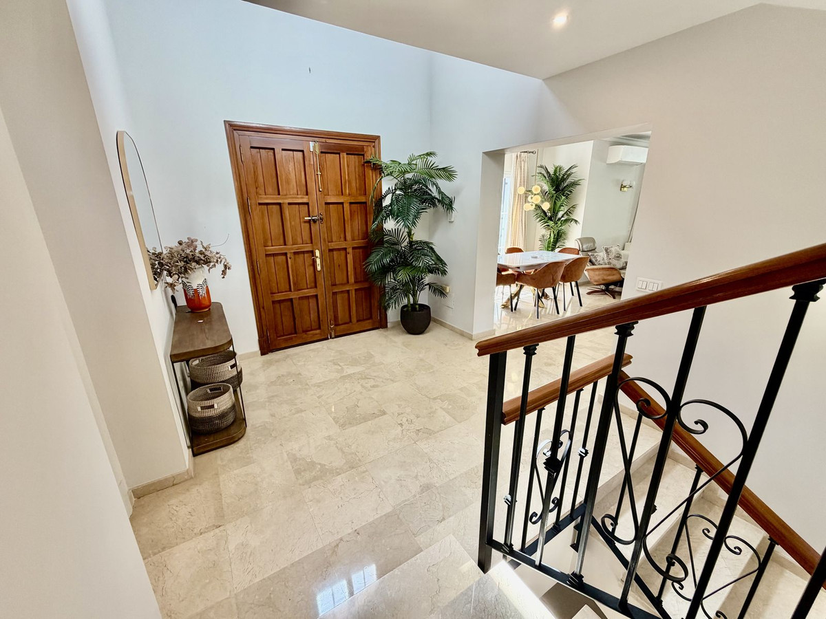 4 Bed Townhouse for sale in El Rosario Costa Del Sol, Málaga, Spain