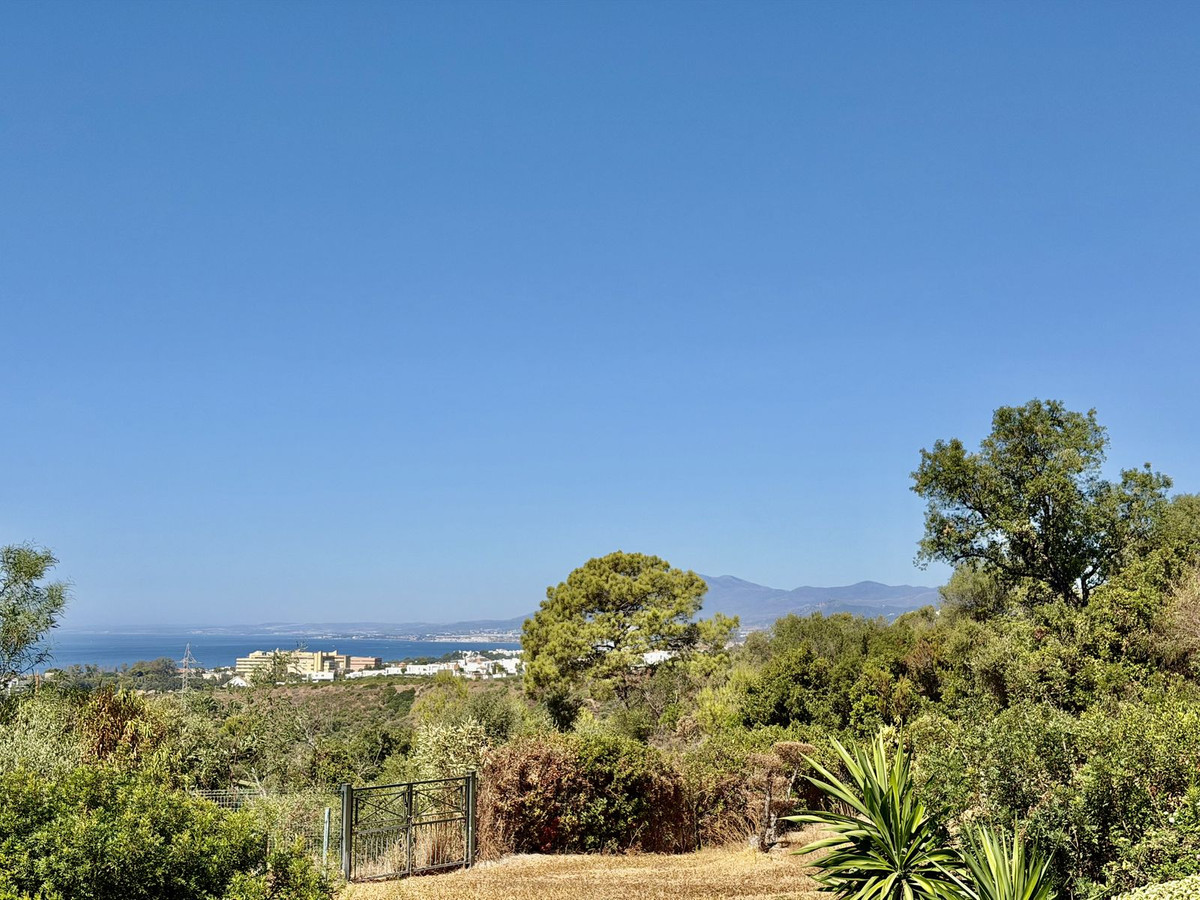 4 Bed Townhouse for sale in El Rosario Costa Del Sol, Málaga, Spain