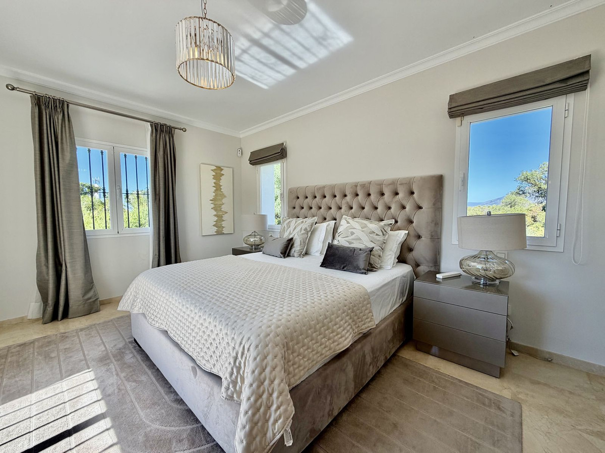4 Bed Townhouse for sale in El Rosario Costa Del Sol, Málaga, Spain
