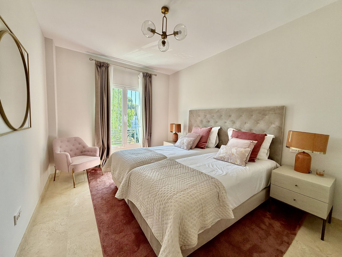 4 Bed Townhouse for sale in El Rosario Costa Del Sol, Málaga, Spain