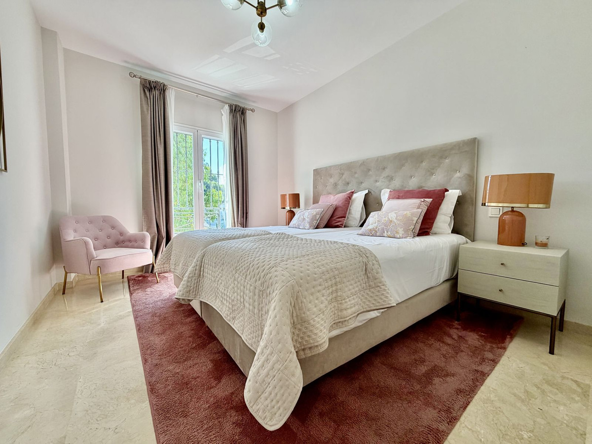4 Bed Townhouse for sale in El Rosario Costa Del Sol, Málaga, Spain
