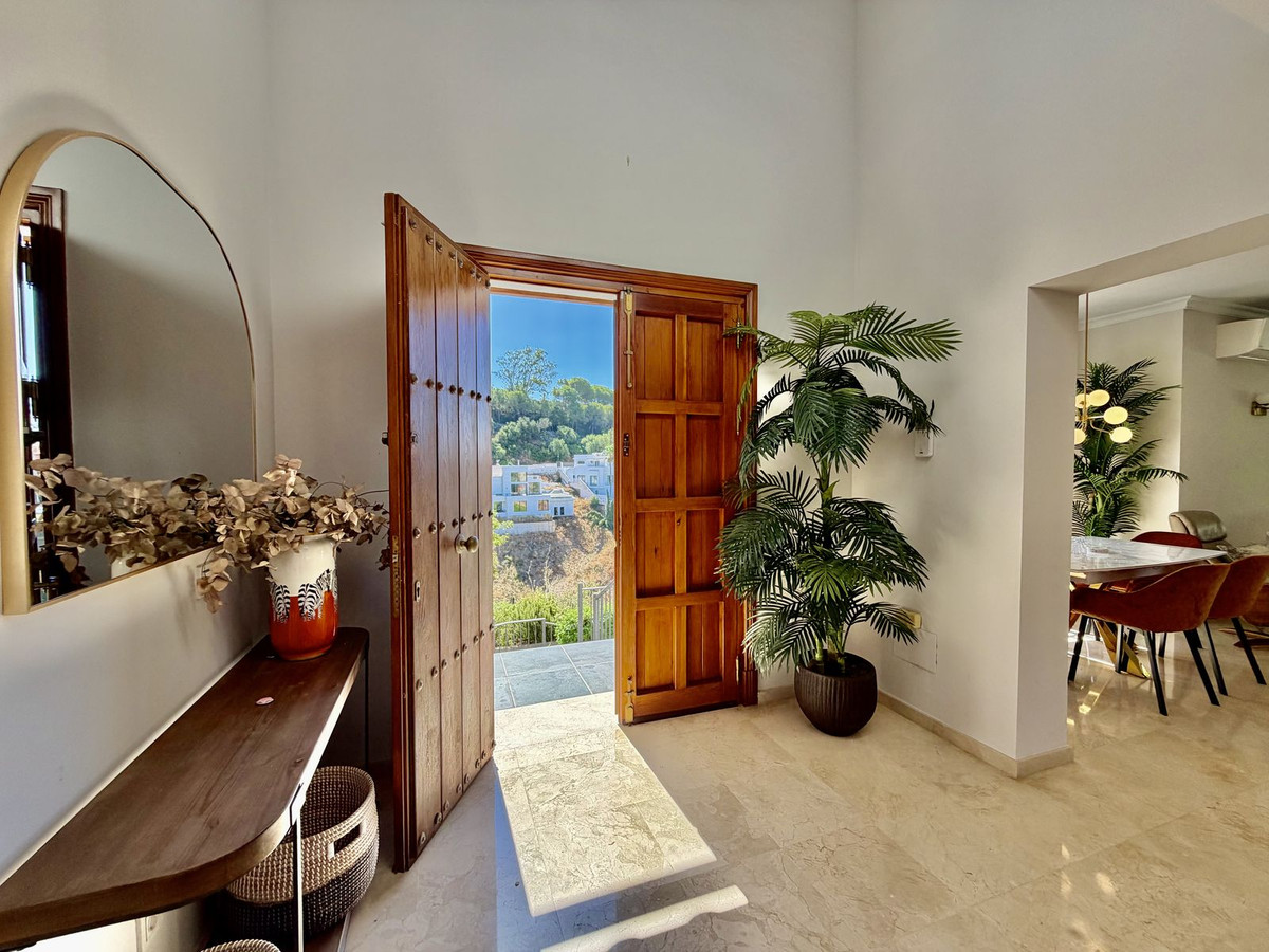 4 Bed Townhouse for sale in El Rosario Costa Del Sol, Málaga, Spain
