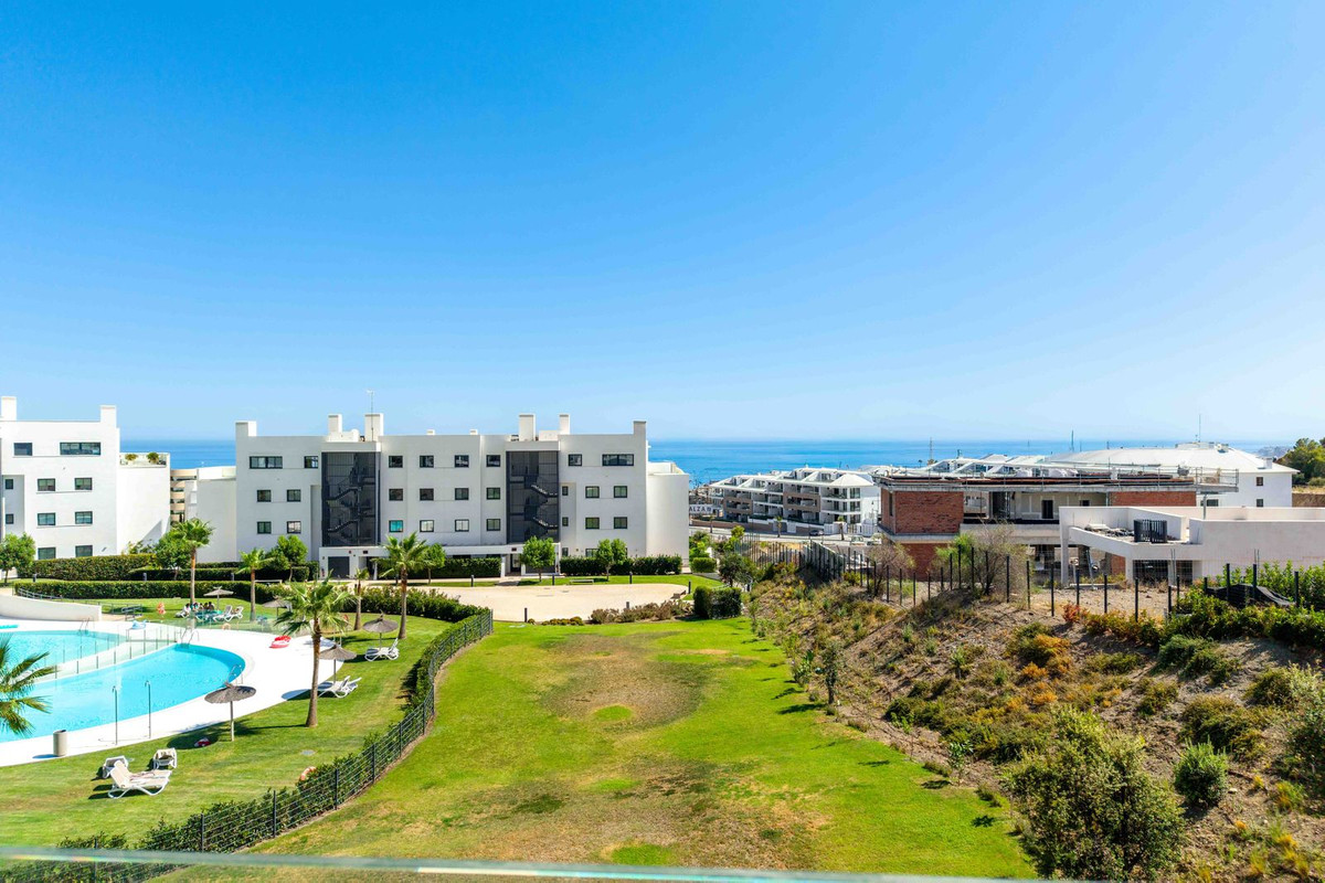 3 Bed Apartment for sale in Higueron Costa Del Sol, Málaga, Spain