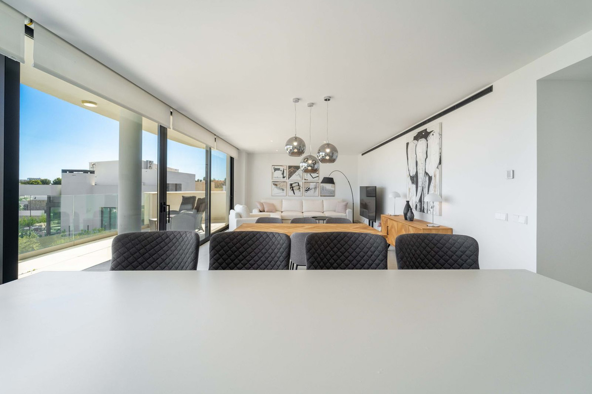 3 Bed Apartment for sale in Higueron Costa Del Sol, Málaga, Spain