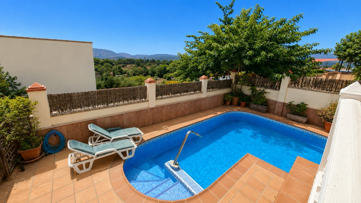 Se vende Villa - Chalet de 6 dormitorios en Costa Del Sol, Málaga, España