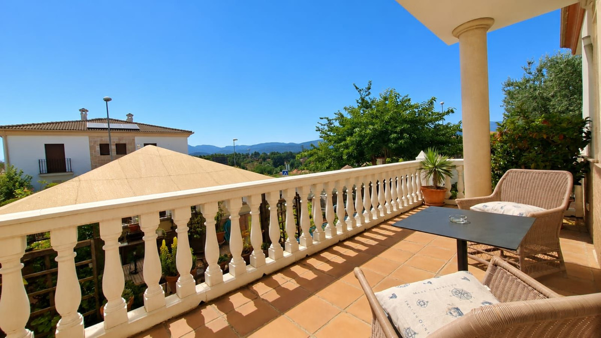 Se vende Villa - Chalet de 6 dormitorios en Costa Del Sol, Málaga, España