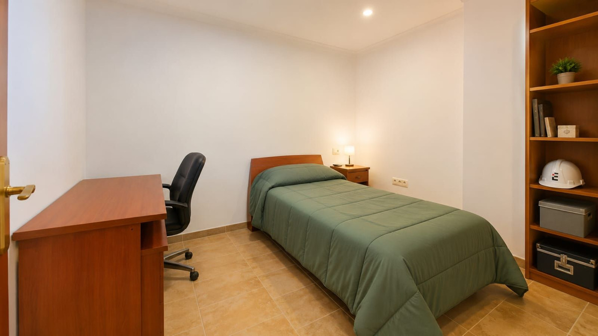 Se vende Villa - Chalet de 6 dormitorios en Costa Del Sol, Málaga, España