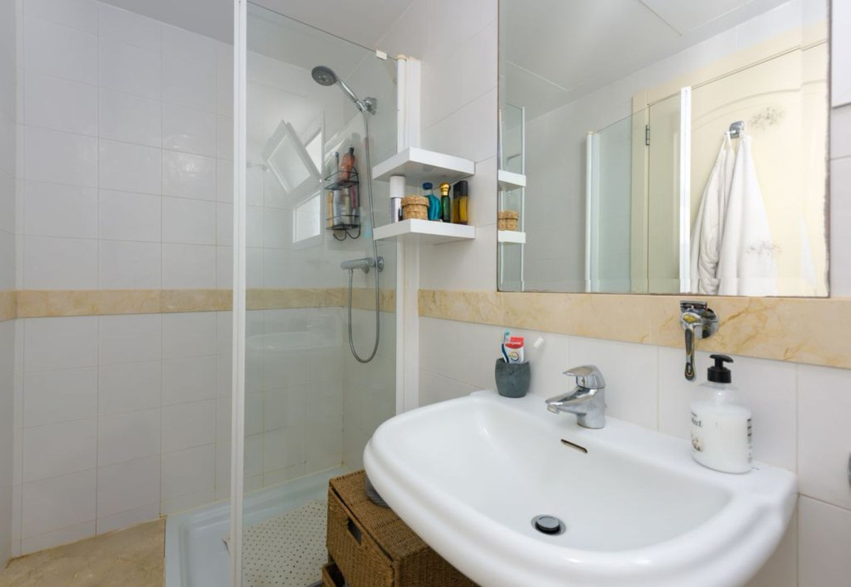 Se vende Ático de 2 dormitorios en Costa Del Sol, Málaga, España