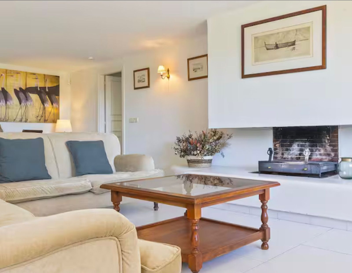 Se vende Villa - Chalet de 6 dormitorios en Costa Del Sol, Málaga, España