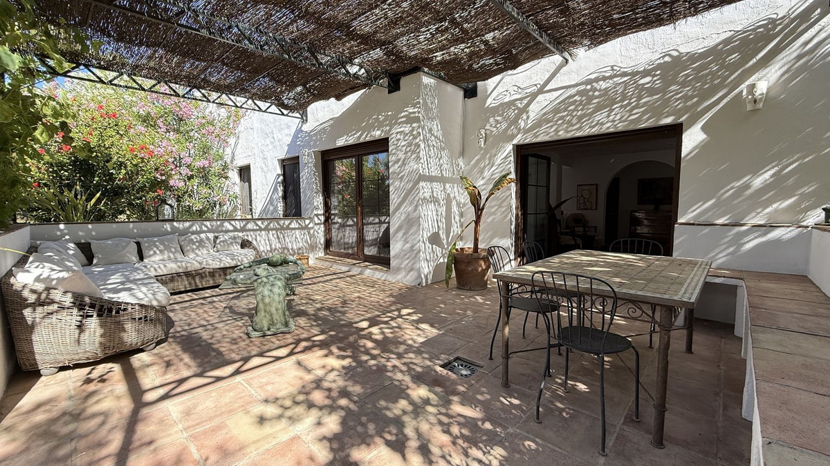 Se vende Finca - Cortijo de 7 dormitorios en Costa Del Sol, Málaga, España