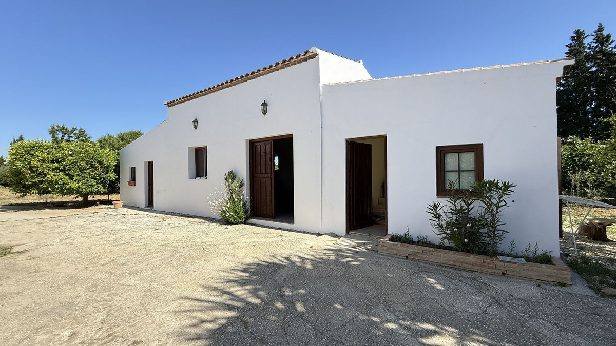 Se vende Finca - Cortijo de 7 dormitorios en Costa Del Sol, Málaga, España