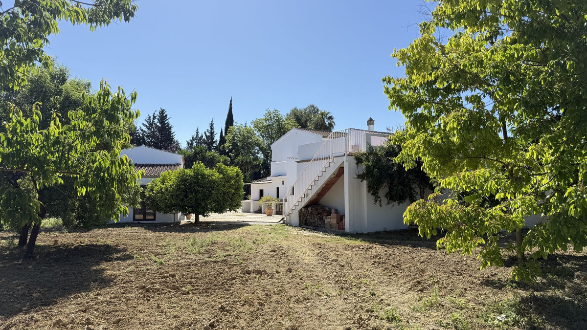 Se vende Finca - Cortijo de 7 dormitorios en Costa Del Sol, Málaga, España