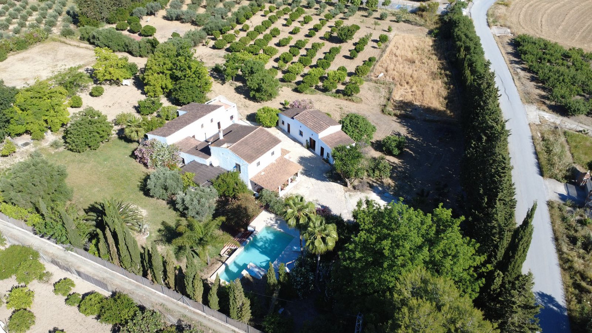 Se vende Finca - Cortijo de 7 dormitorios en Costa Del Sol, Málaga, España