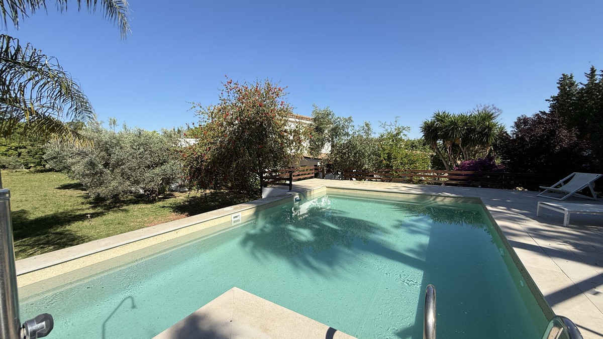 Se vende Finca - Cortijo de 7 dormitorios en Costa Del Sol, Málaga, España
