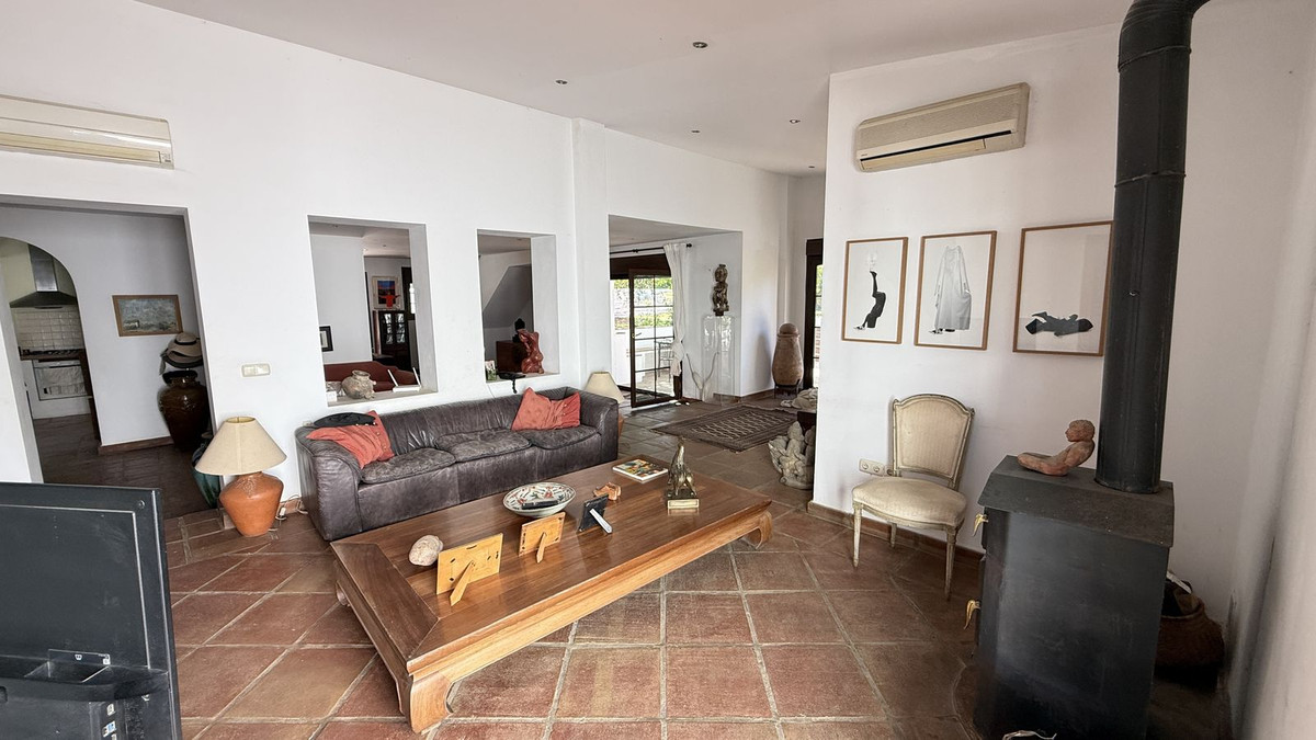 Se vende Finca - Cortijo de 7 dormitorios en Costa Del Sol, Málaga, España