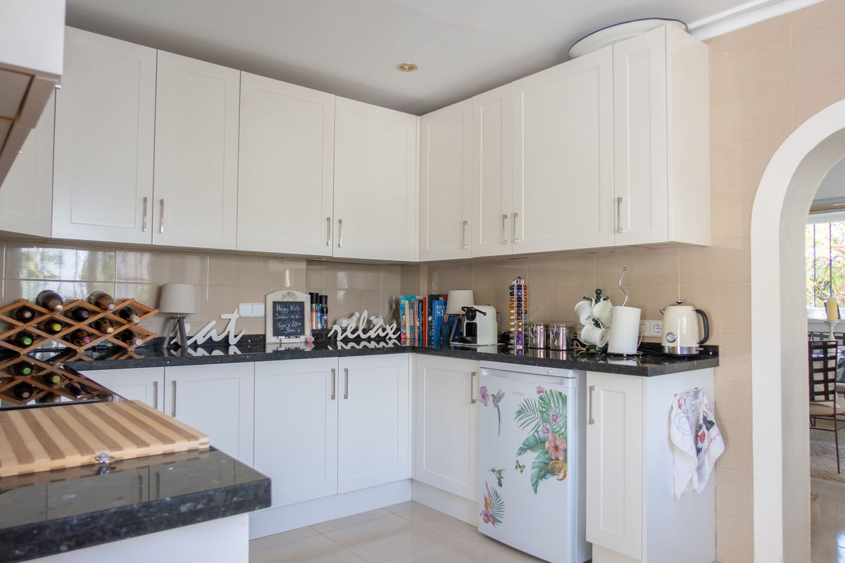Se vende Villa - Chalet de 3 dormitorios en Costa Del Sol, Málaga, España