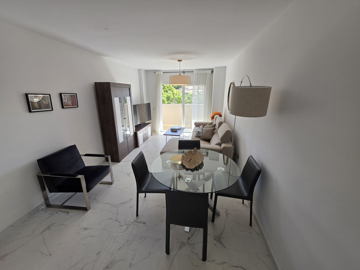 Se vende Apartamento Planta Media de 3 dormitorios en Costa Del Sol, Málaga, España