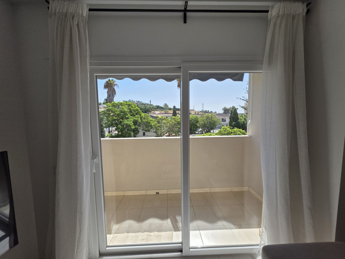 Se vende Apartamento Planta Media de 3 dormitorios en Costa Del Sol, Málaga, España