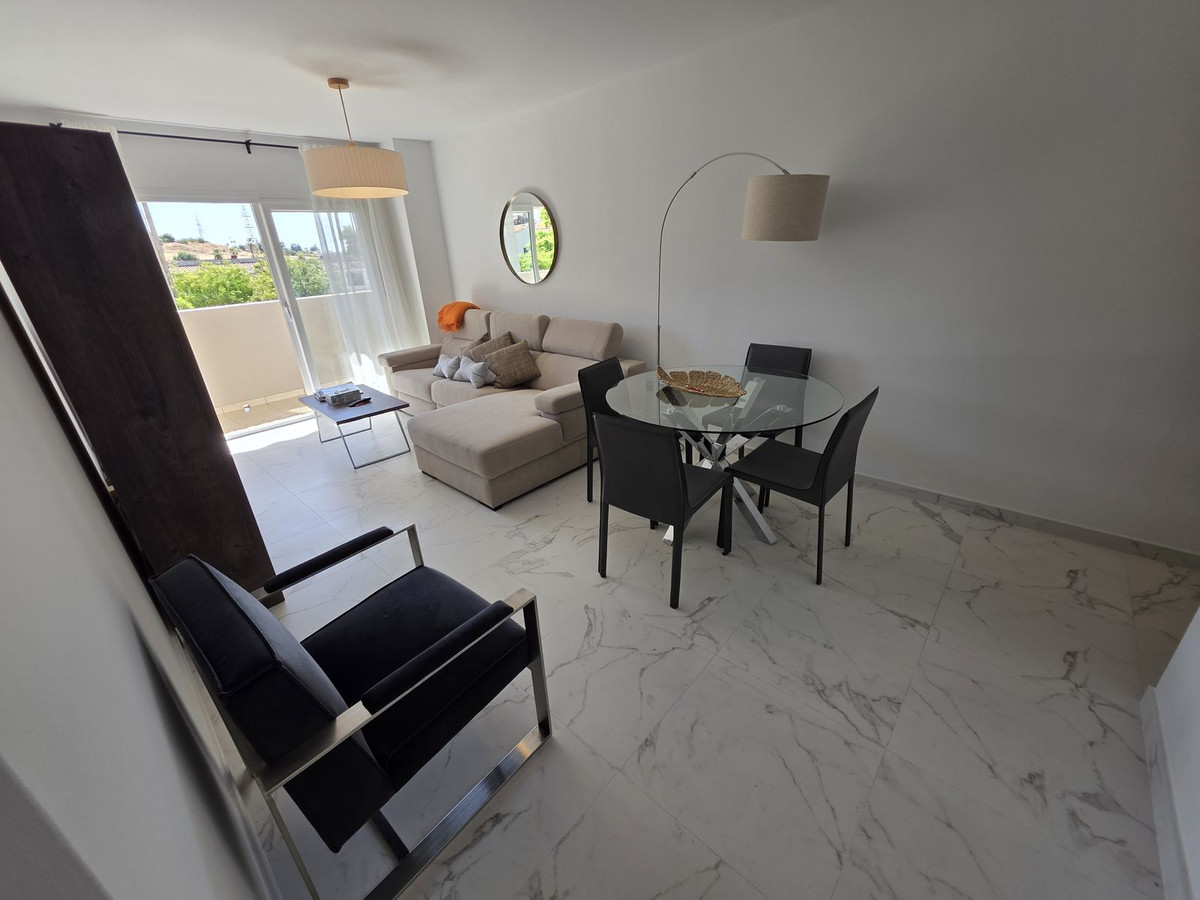 Se vende Apartamento Planta Media de 3 dormitorios en Costa Del Sol, Málaga, España