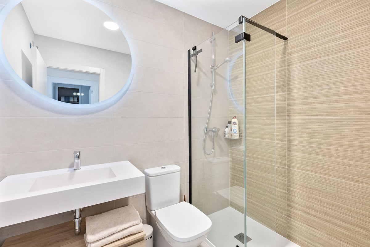Se vende Ático de 2 dormitorios en Costa Del Sol, Málaga, España