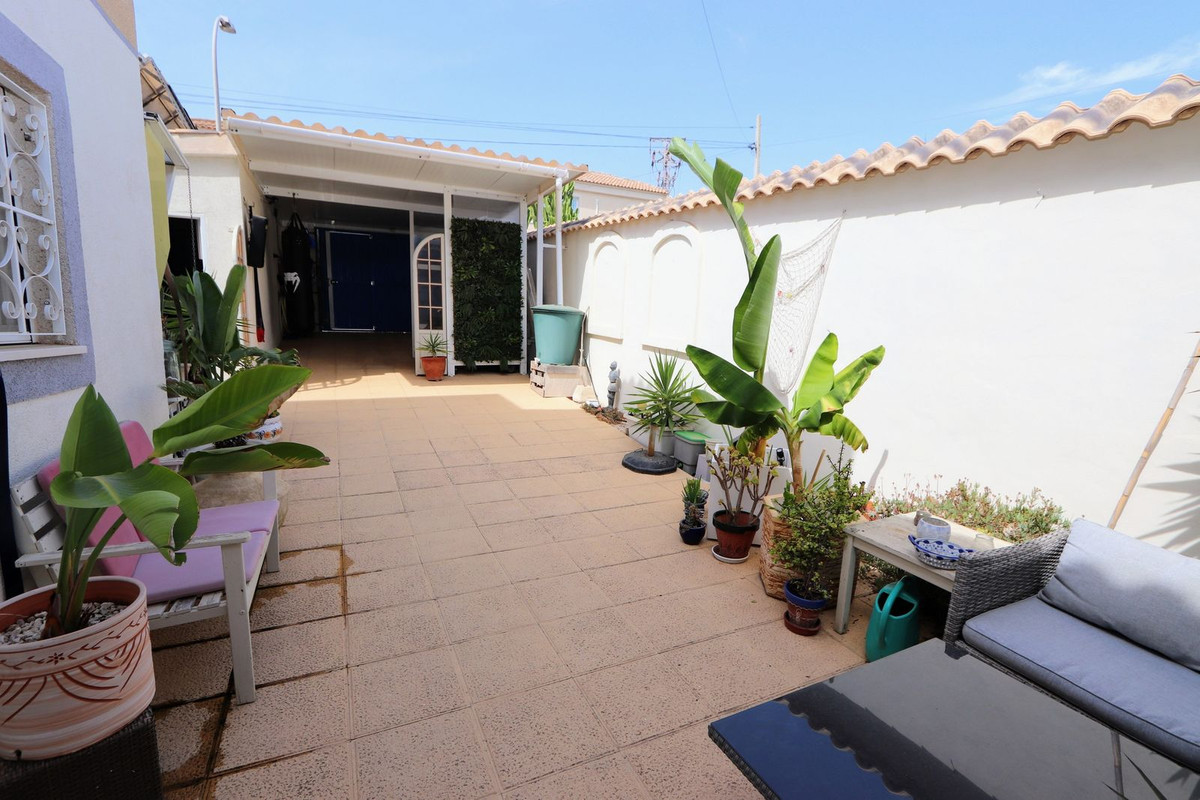 3 Bed Townhouse for sale in Villamartin Costa Blanca, Alicante, Spain